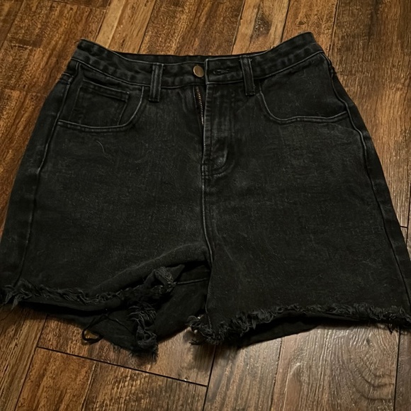 Princess Polly Pants - Princess polly black shorts